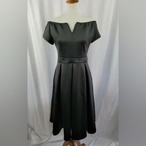 NWT Lalagen Ladies dress